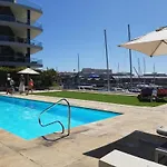 Modern, Beautiful 1 Bed With Views -V&A Waterfront