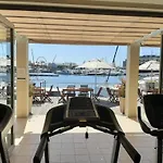 Modern, Beautiful 1 Bed With Views -V&A Waterfront